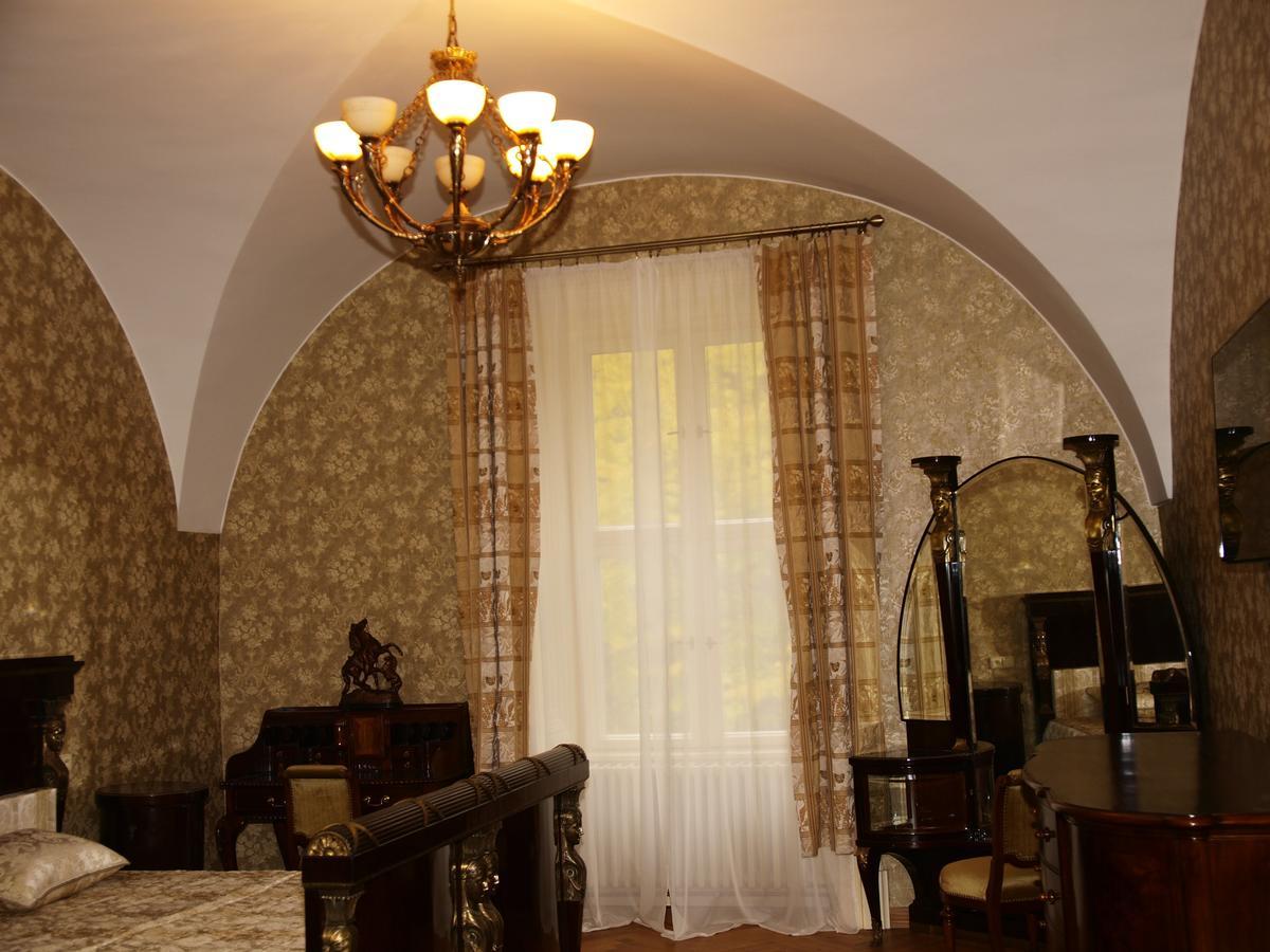 Zamek Svetla Nad Sazavou Hotel ภายนอก รูปภาพ